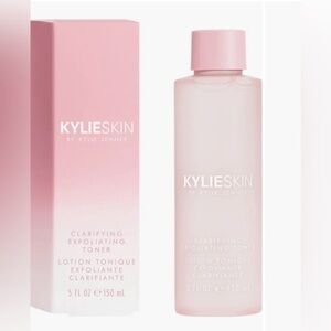 Kylieskin by Kylie Jenner lotion tonique Exfoliants Clarifiante!! NIB! 5oz